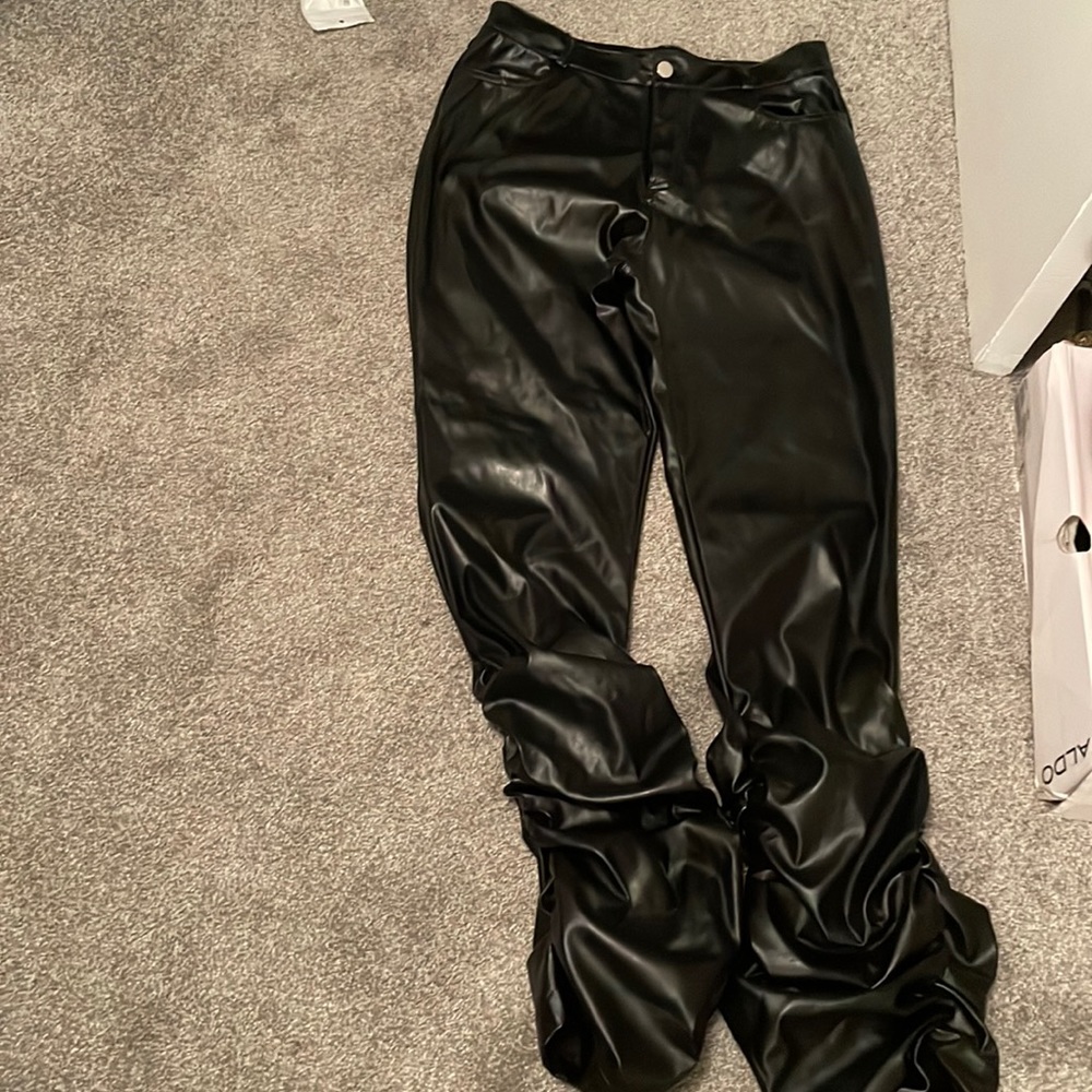 Scrunchie pants